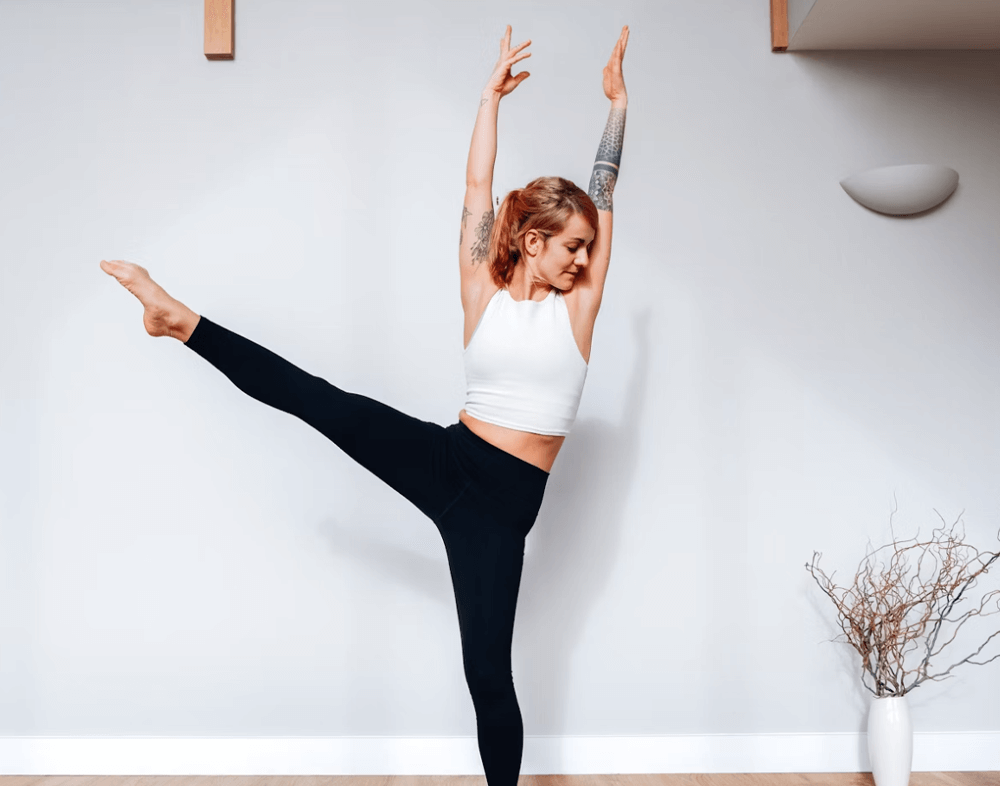 How to Avoid Underwear Bunching Up in Leggings 01